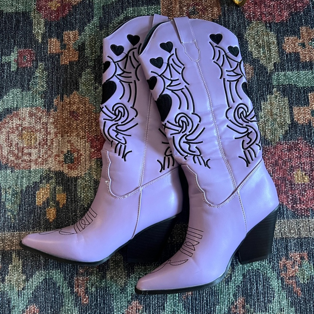 Cider Lavender Heeled Boots with Black Heart Details